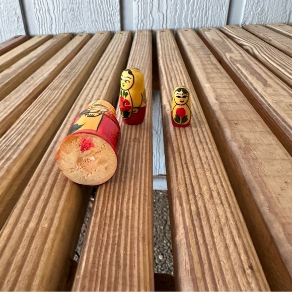 Russian Nesting Dolls Set 3 Matryoshka Peasant Doll Wooden Wood Vintage Russia - Picture 9 of 11